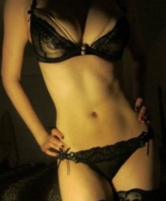 Алёна, 24 года, 2 размер груди